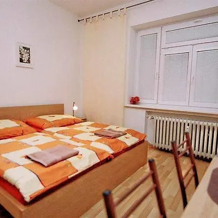 Presidential Palace * ברטיסלאבה