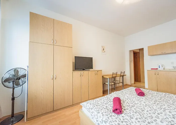 아파트 Presidential Palace